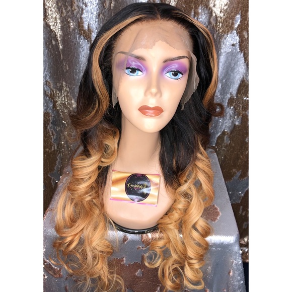 Wig - Picture 5 of 5